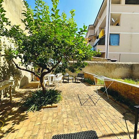 Gemelli House - City Center Тропея Экстерьер фото